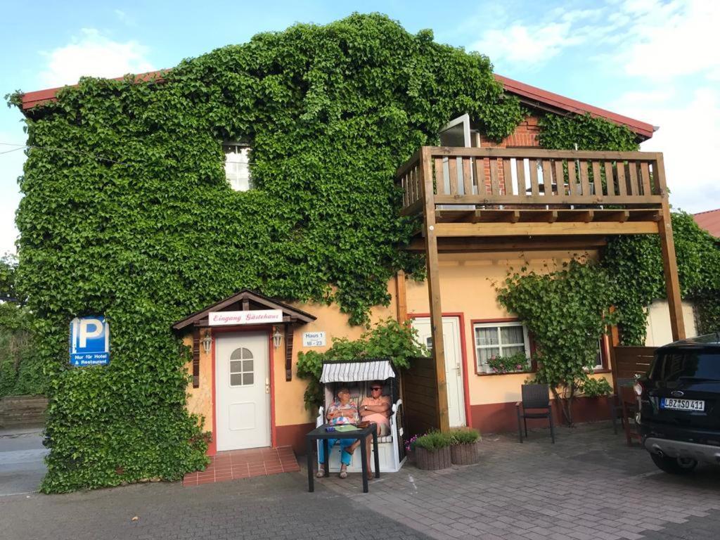 Hotel-Restaurant Christine Lübz Eksteriør bilde