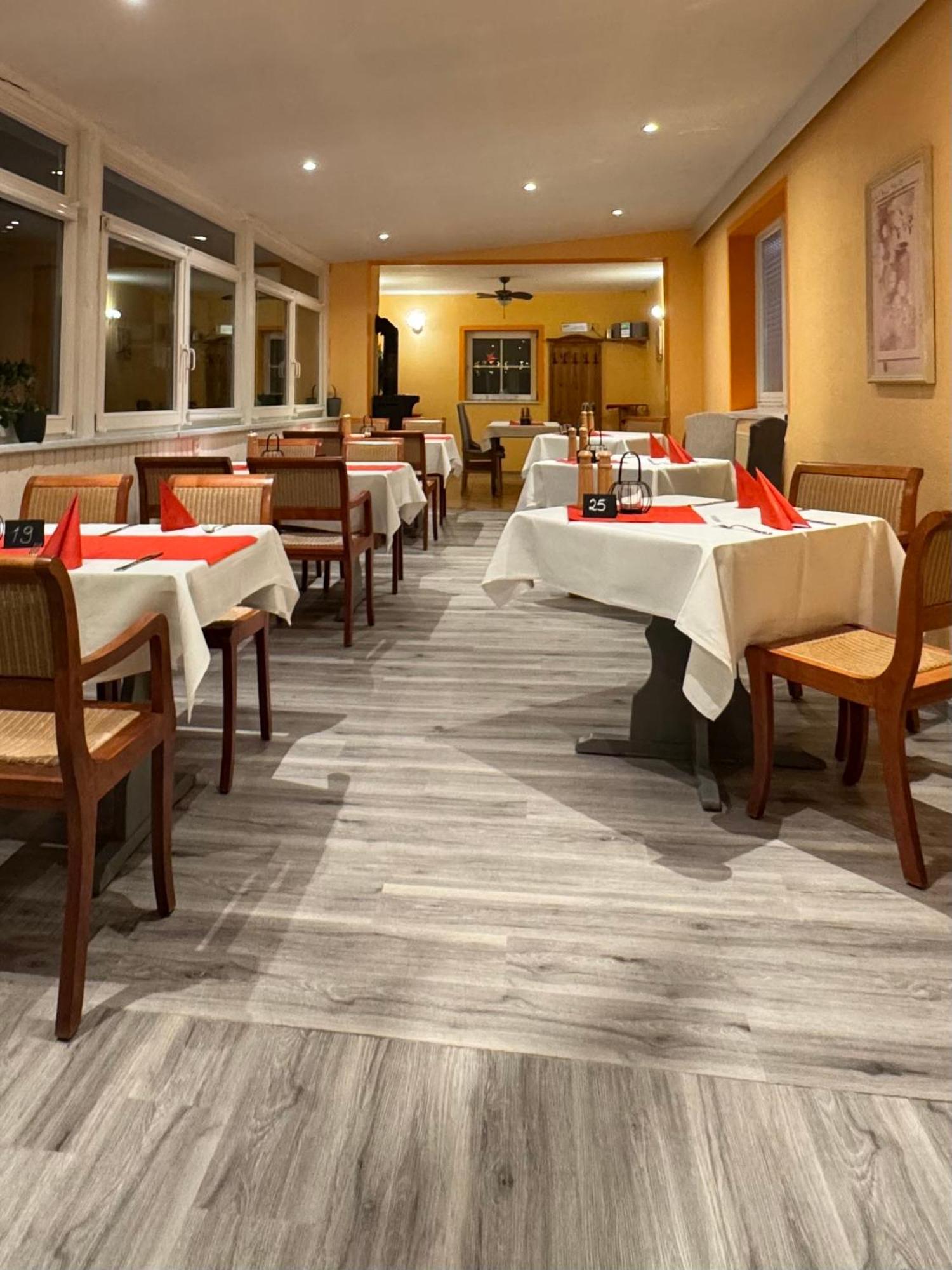Hotel-Restaurant Christine Lübz Eksteriør bilde