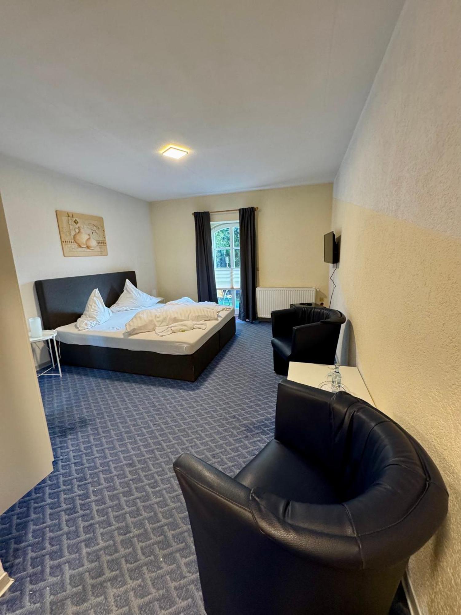 Hotel-Restaurant Christine Lübz Eksteriør bilde