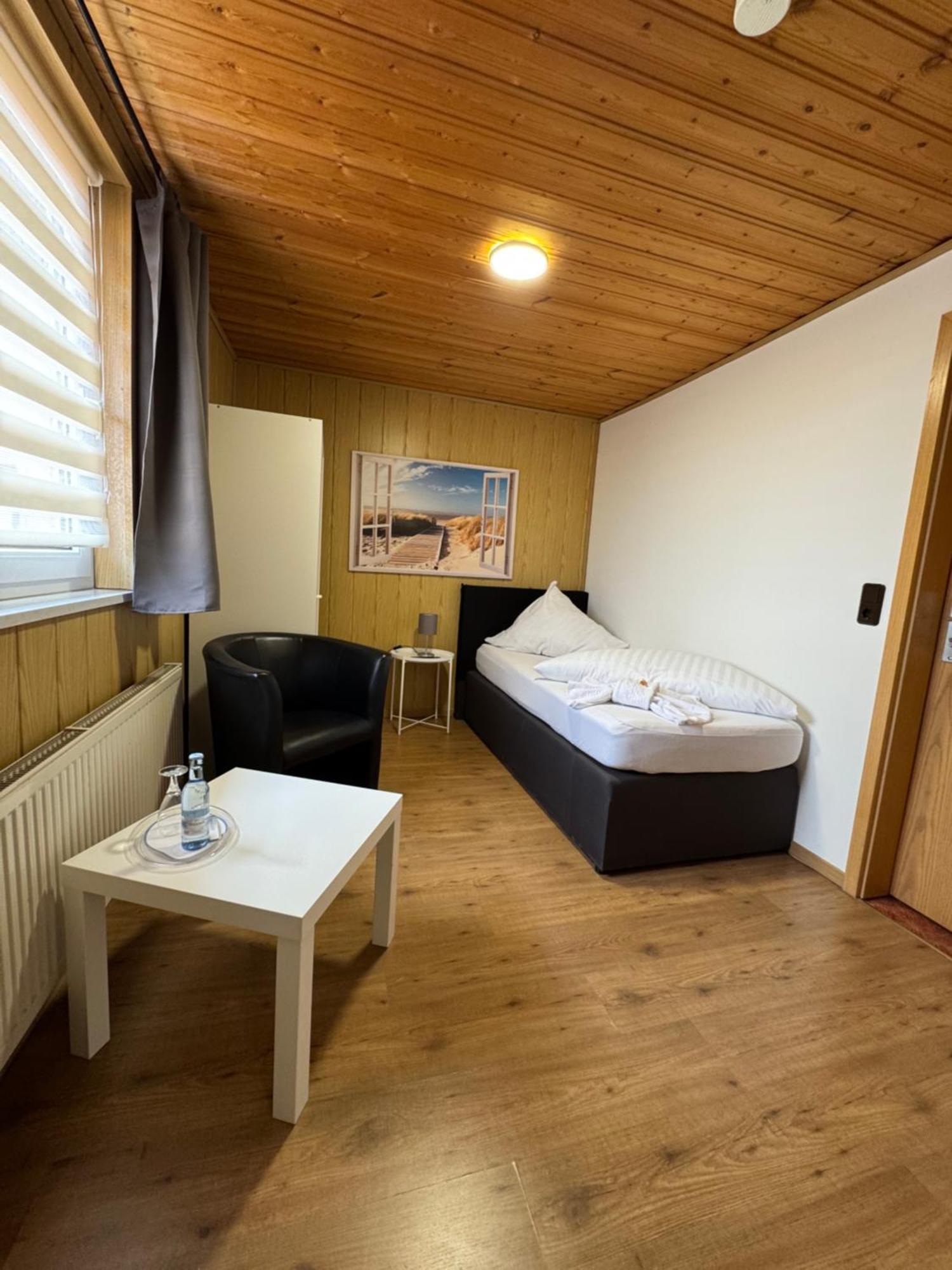Hotel-Restaurant Christine Lübz Eksteriør bilde