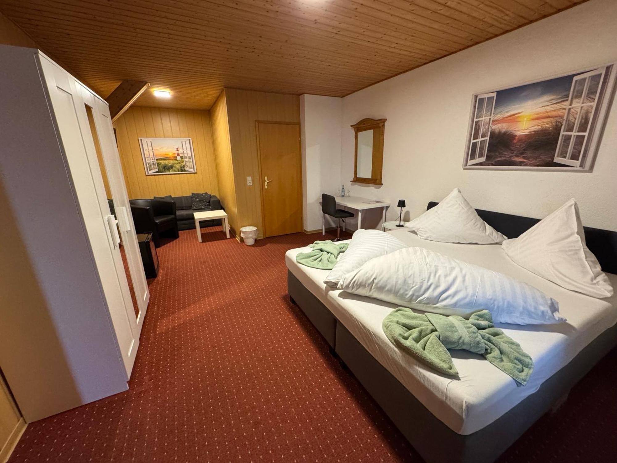 Hotel-Restaurant Christine Lübz Eksteriør bilde