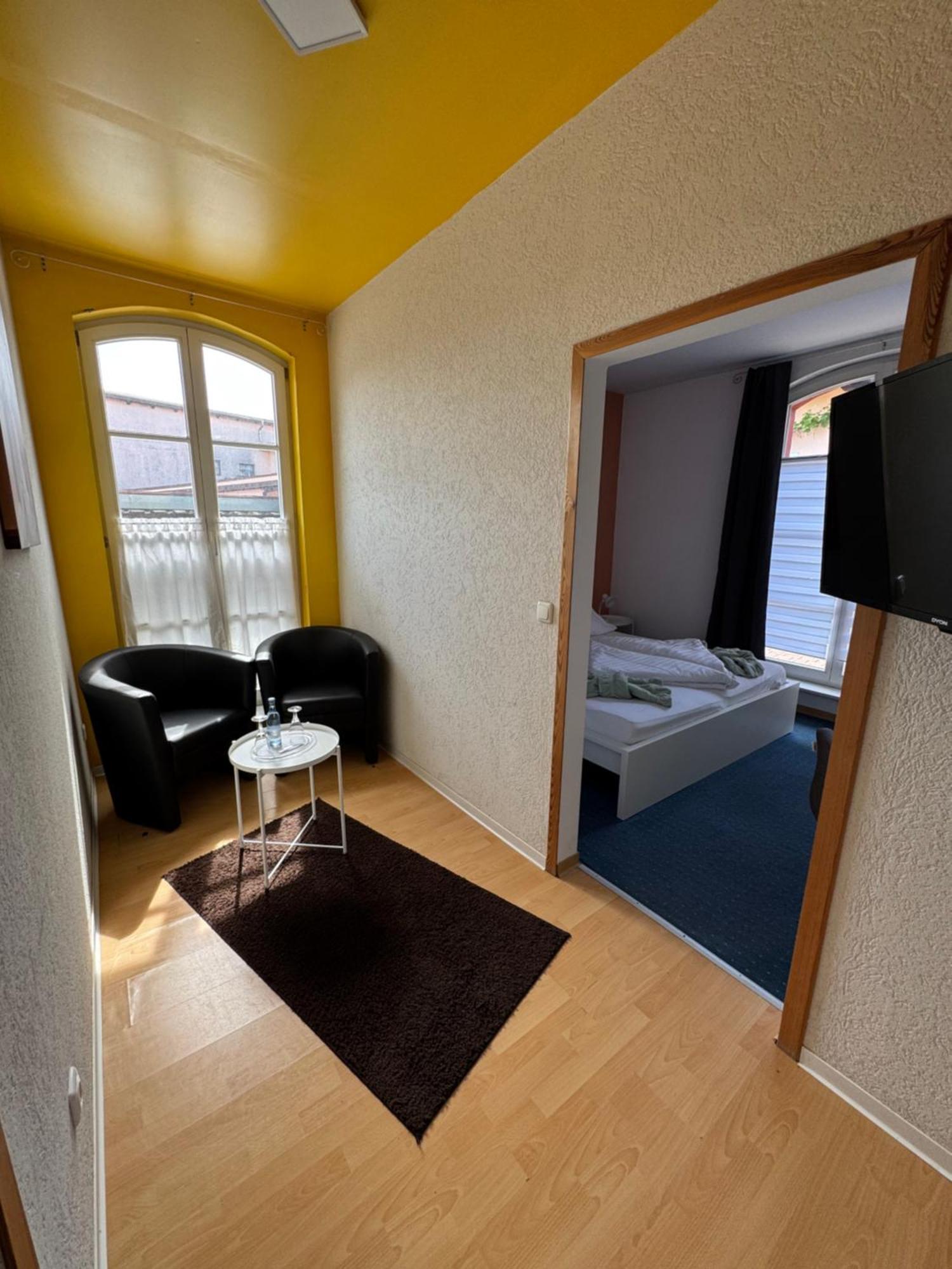 Hotel-Restaurant Christine Lübz Eksteriør bilde