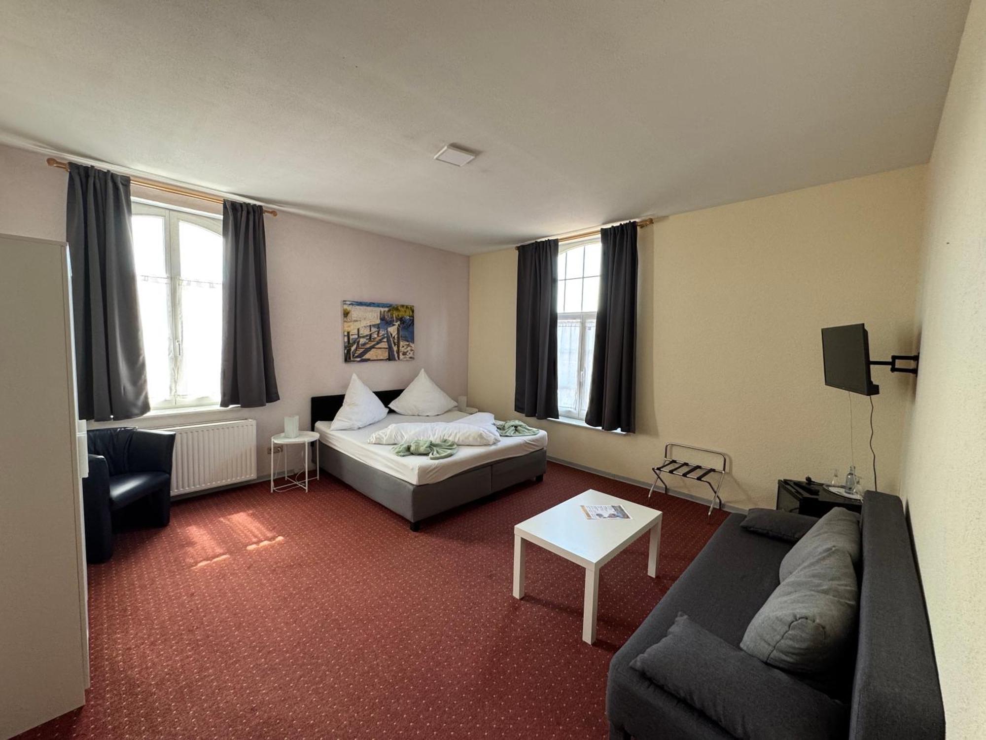 Hotel-Restaurant Christine Lübz Eksteriør bilde
