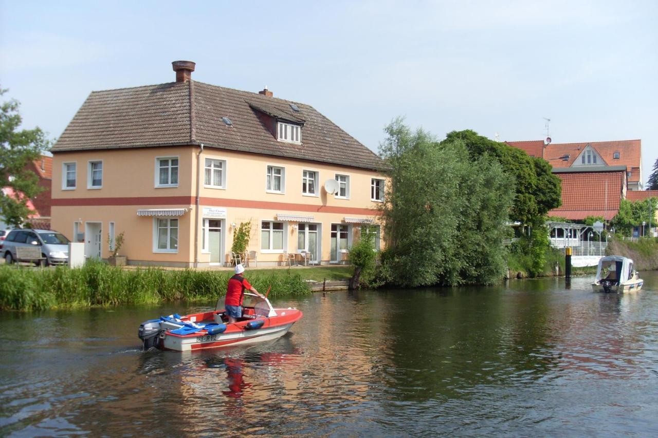 Hotel-Restaurant Christine Lübz Eksteriør bilde